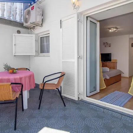 Apartment Amazing In With Wifi Jadranovo