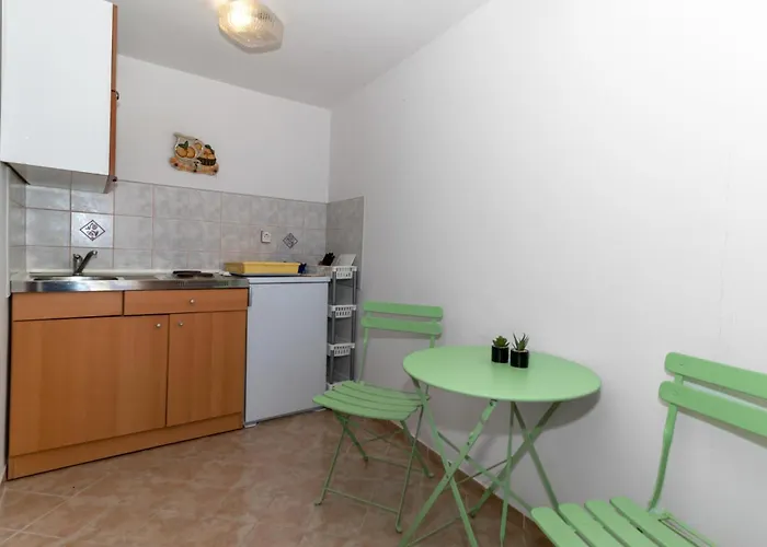 Lovely In With Wifi Apartman Jadranovo
